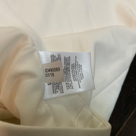 NWT EXPRESS Fully Lined Cream Mini Skirt Size 18 - Picture 6 of 8